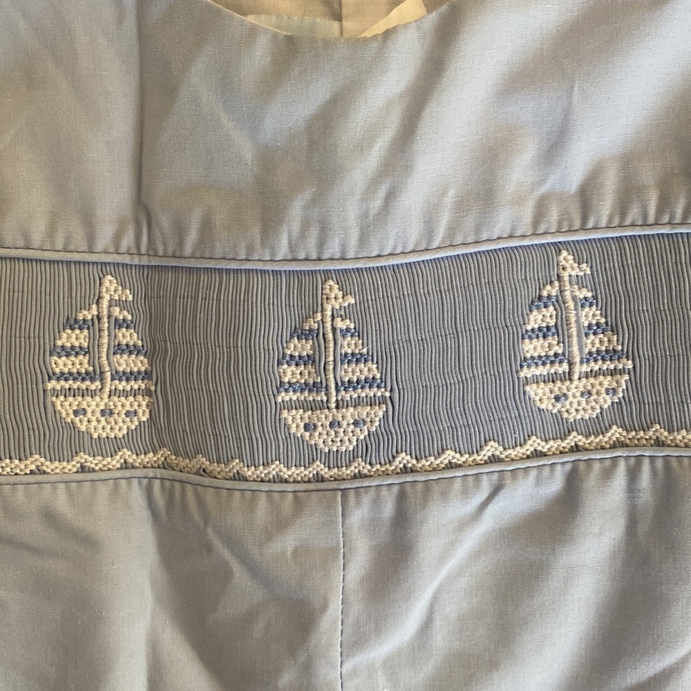 Petit bébé 18mo BABY BLUE EASTER SPECIAL OCCASION ROMPER PETIT BEBE HAND SMOCKED
